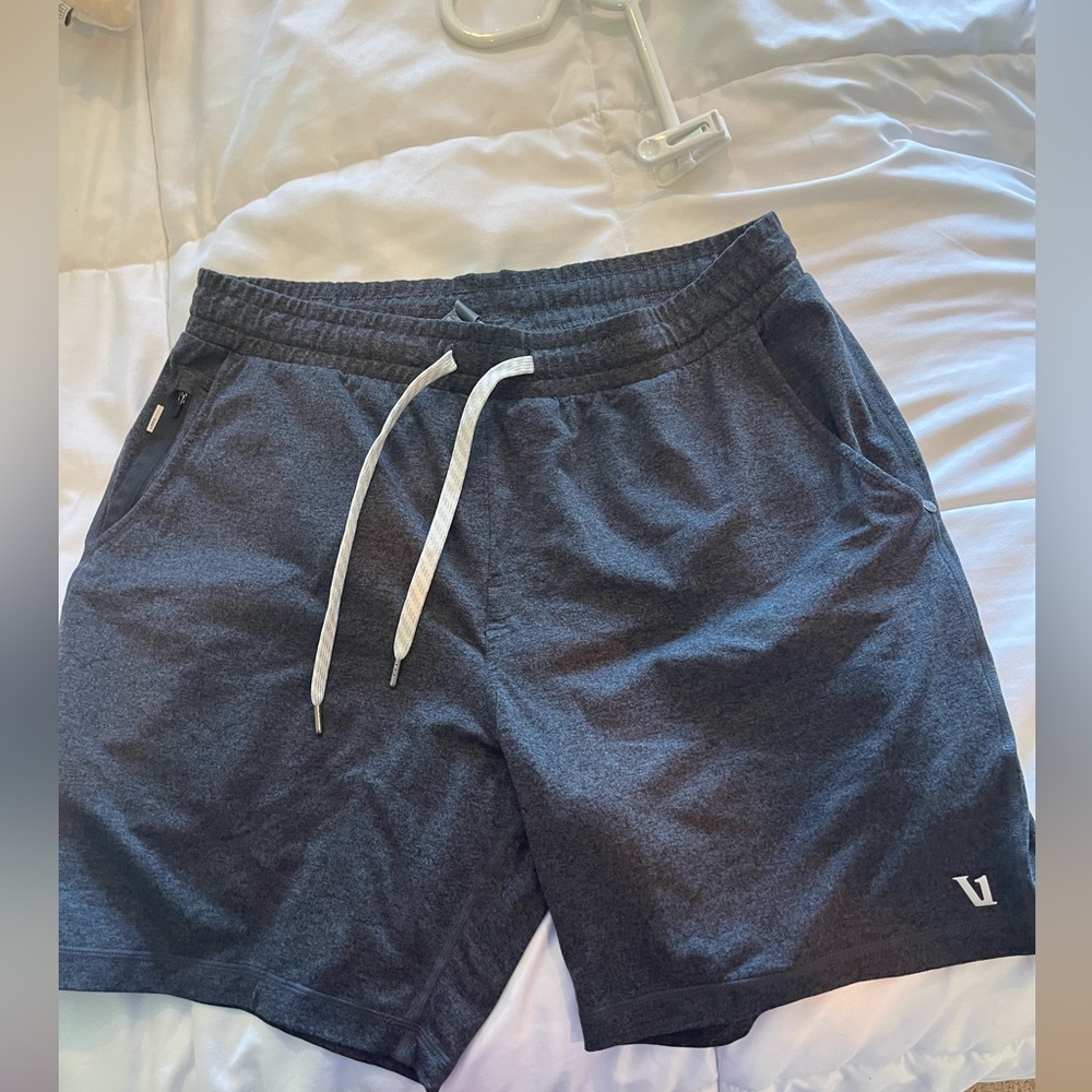 Vuori athletic shorts, charcoal shorts, size Large